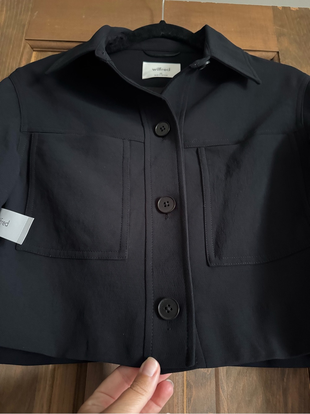 Aritzia Wilfred Little Cropped Jacket - Crepette™ in Black - Picture 4 of 6